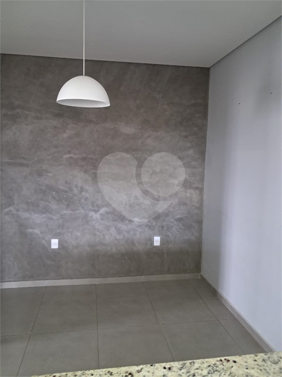 Casa à venda com 2 quartos, 145m² - Foto 3