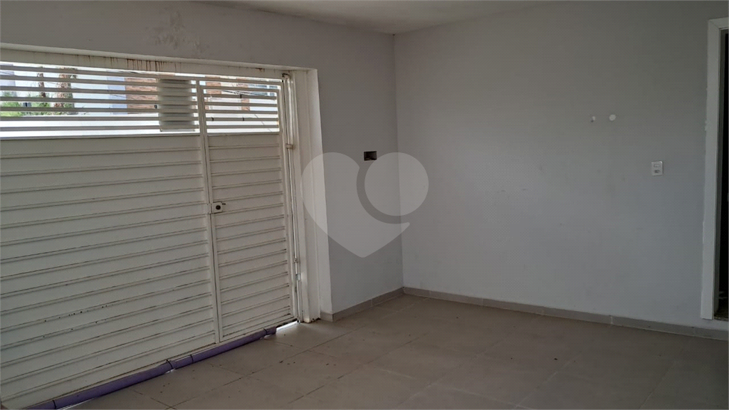 Casa à venda com 2 quartos, 145m² - Foto 14
