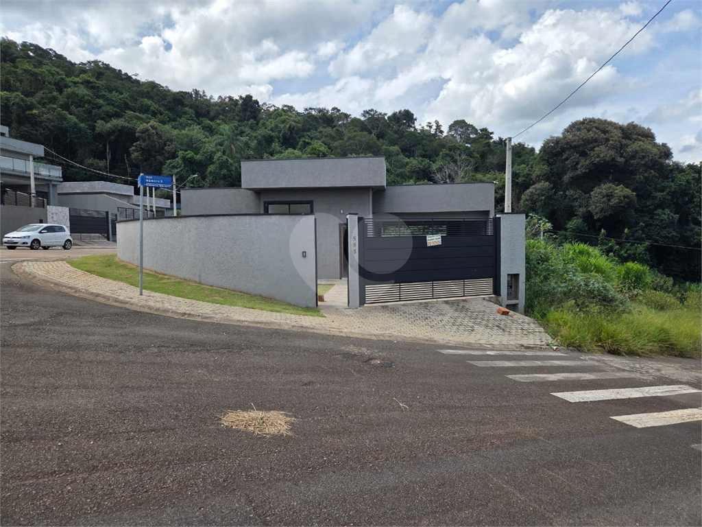 Casa, 3 quartos, 177 m² - Foto 2