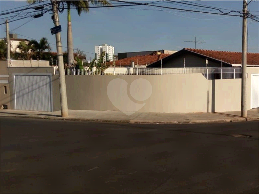 Casa para alugar com 3 quartos, 260m² - Foto 8