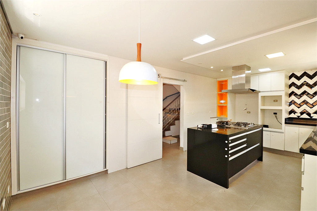 Sobrado, 4 quartos, 256 m² - Foto 5