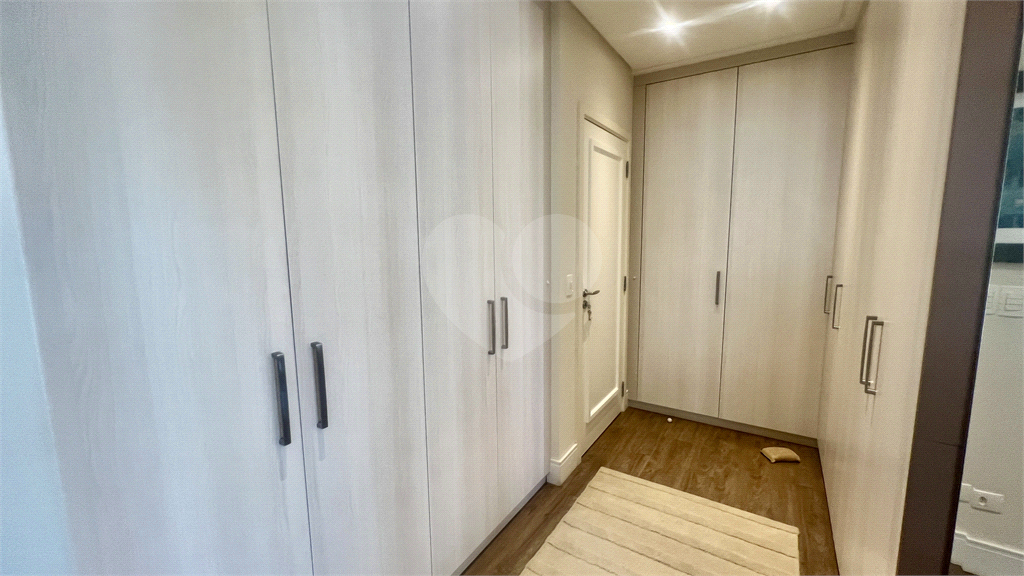 Imóvel de 190m² com sala ampla conectada a varanda gourmet 3 suítes lazer completo 4 vagas Perdzes 