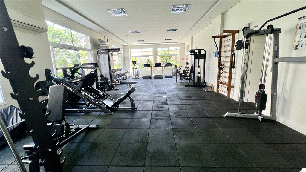 Imóvel de 190m² com sala ampla conectada a varanda gourmet 3 suítes lazer completo 4 vagas Perdzes 