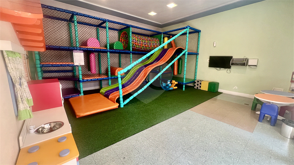 Imóvel de 190m² com sala ampla conectada a varanda gourmet 3 suítes lazer completo 4 vagas Perdzes 