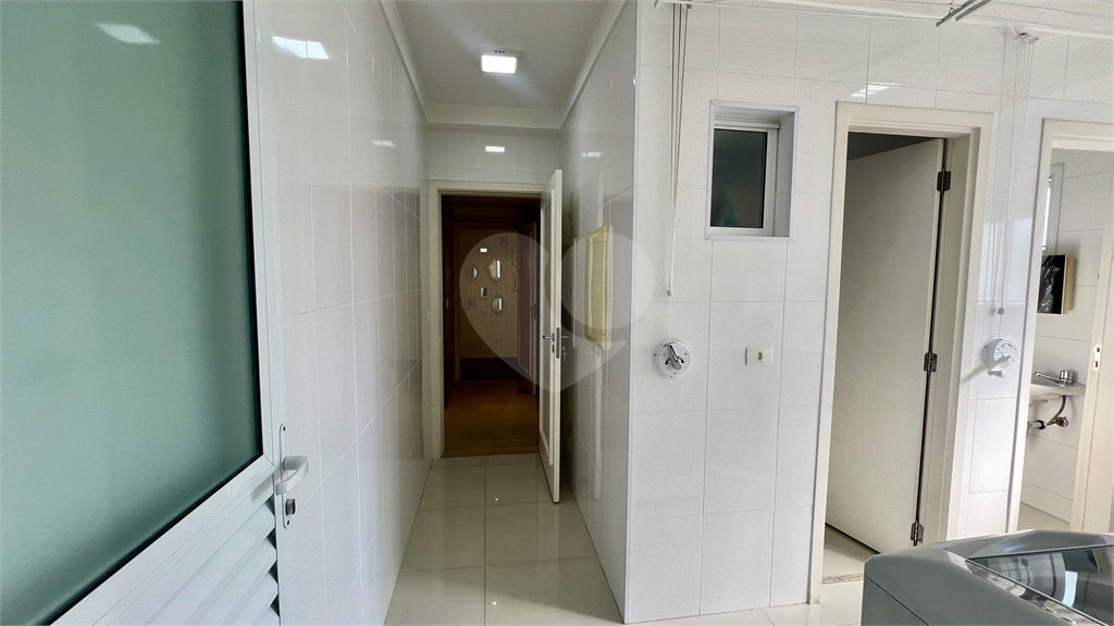 Imóvel de 190m² com sala ampla conectada a varanda gourmet 3 suítes lazer completo 4 vagas Perdzes 