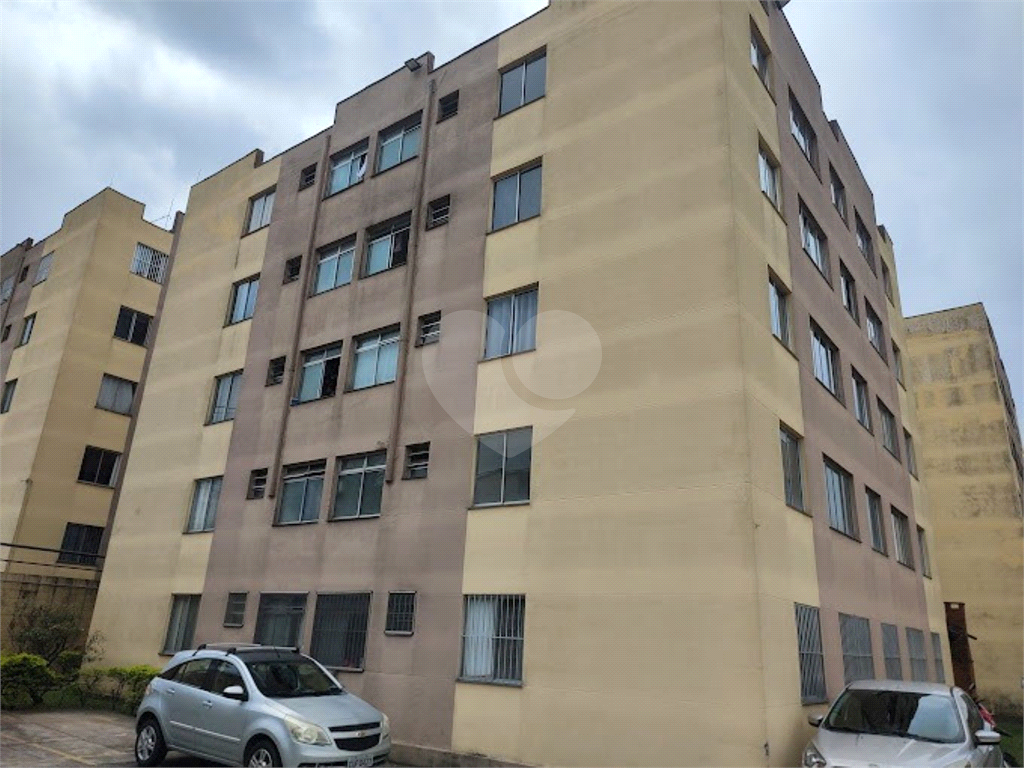 VENDA - Apartamento Térreo no Centro de Guaianases: 2 dormitórios | 1 vaga 
