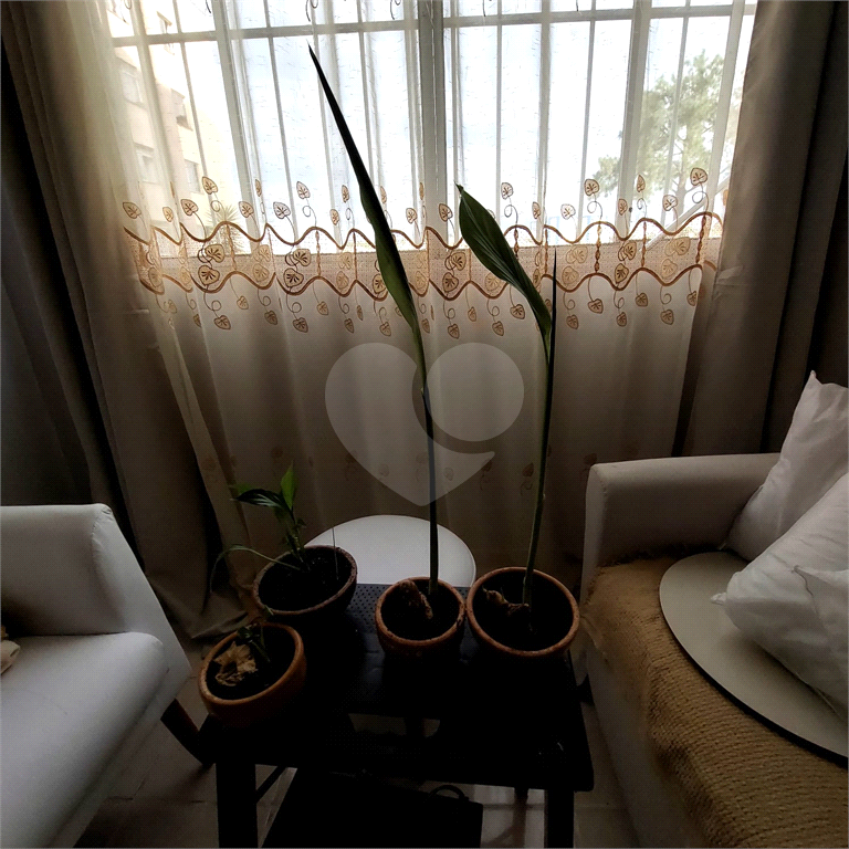 VENDA - Apartamento Térreo no Centro de Guaianases: 2 dormitórios | 1 vaga 
