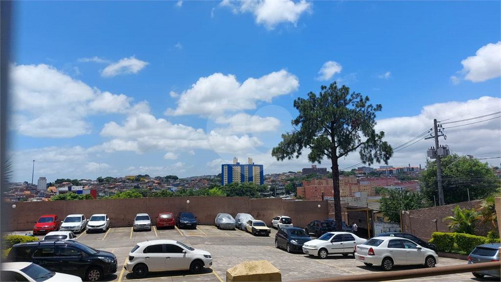 VENDA - Apartamento Térreo no Centro de Guaianases: 2 dormitórios | 1 vaga 
