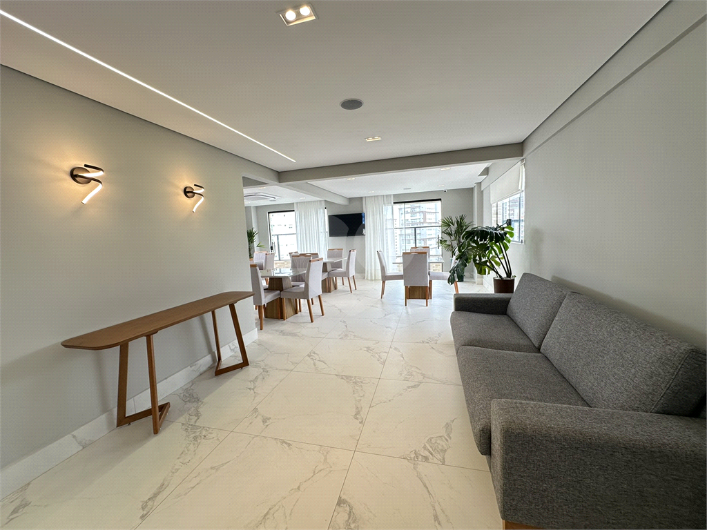 Seu Novo Lar na Caiçara: Apartamento de 71m² com 2 Dormitórios (1 Suíte) no Residencial Teresa! 