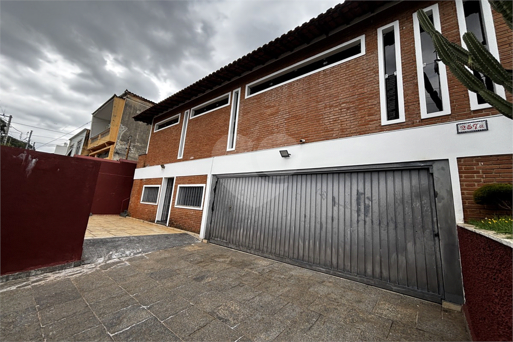 Sobrado com 762 m² de terreno  com 4 dormitórios e 4 vagas em Santana
