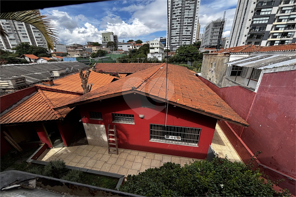 Sobrado com 762 m² de terreno  com 4 dormitórios e 4 vagas em Santana