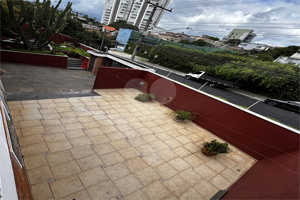 Sobrado com 762 m² de terreno  com 4 dormitórios e 4 vagas em Santana