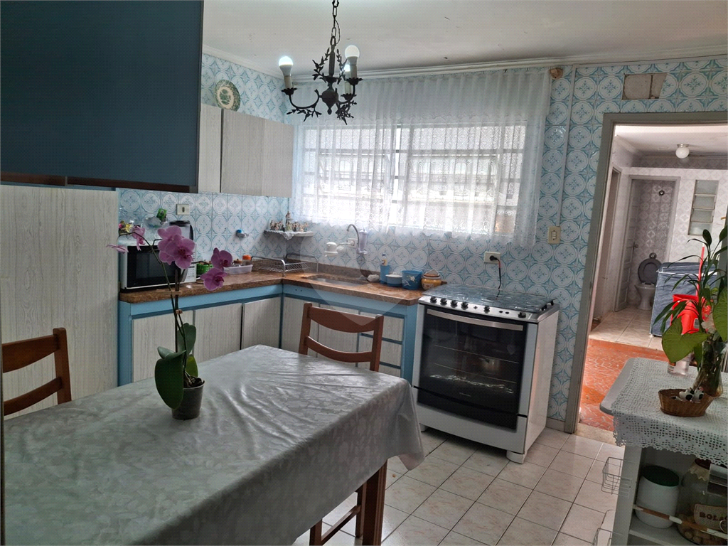 Vende-se Sobrado com 4 quartos no bairro do Limão