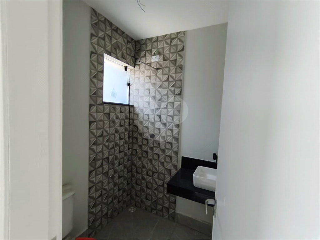 2 km metro parada inglesa sobrado com 3 suites 2 vagas e quintal com  espaço gourmet 