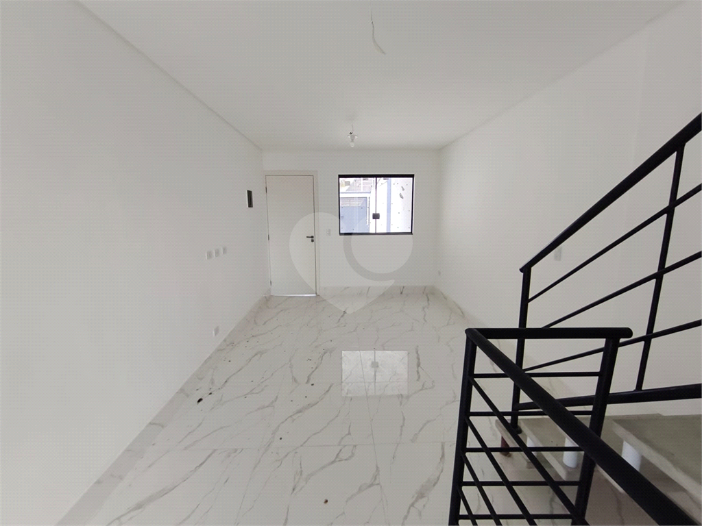 2 km metro parada inglesa sobrado com 3 suites 2 vagas e quintal com  espaço gourmet 