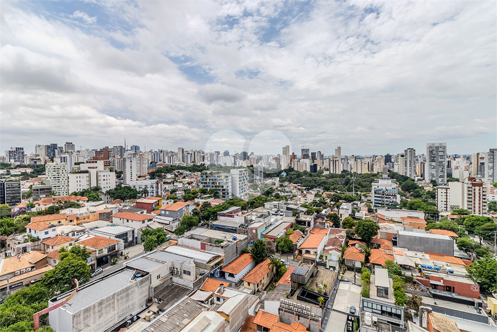 Studio novo, mobiliado para venda na Vila Madalena-SP