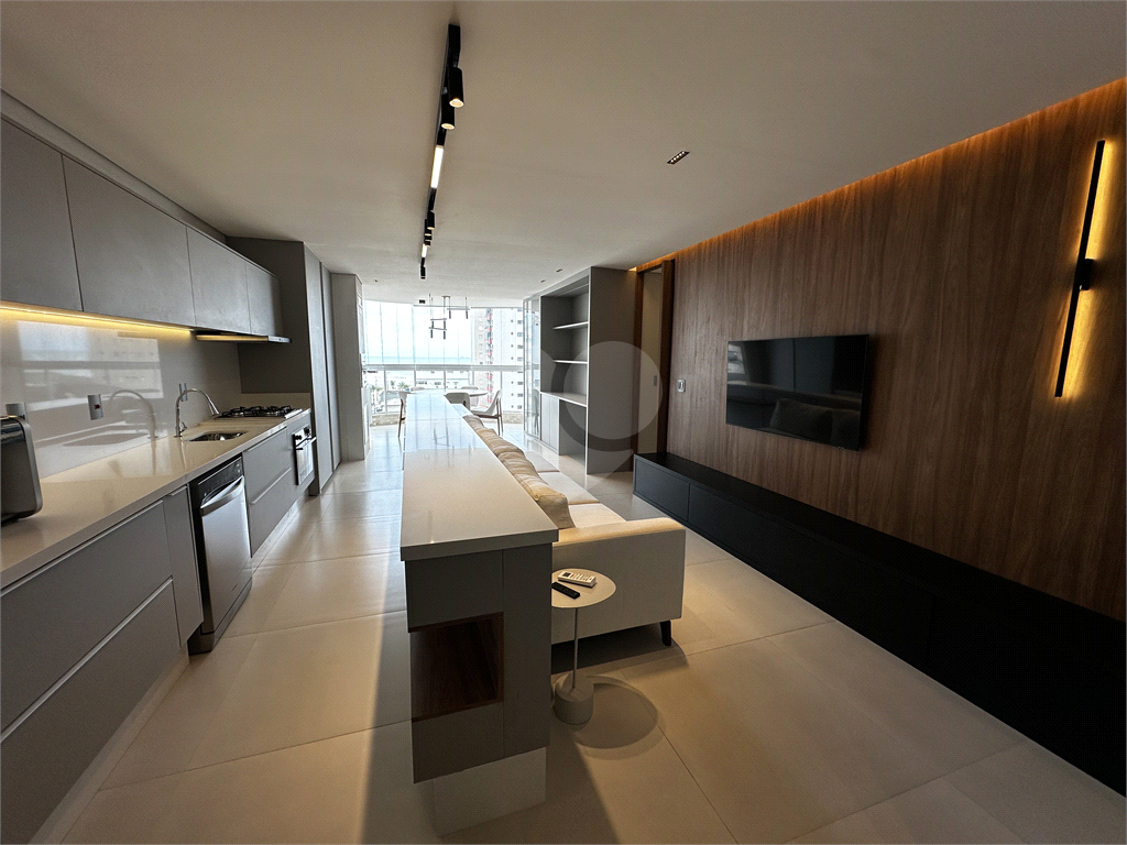 Cobertura de Luxo com 4 Suítes e Vista Mar no Residencial Safira: Seu Paraíso Particular na Guilherm