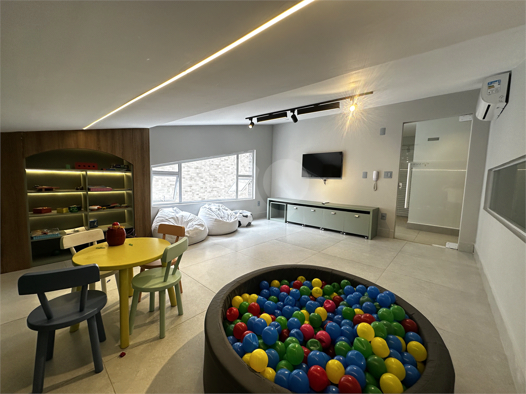 Cobertura de Luxo com 4 Suítes e Vista Mar no Residencial Safira: Seu Paraíso Particular na Guilherm