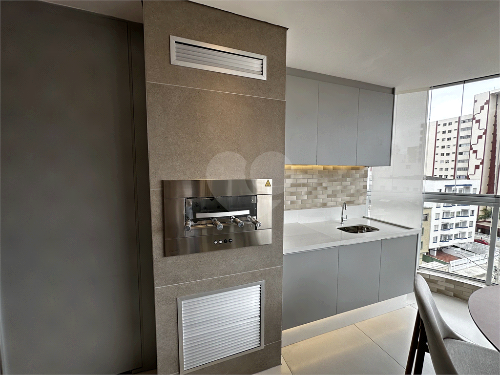 Cobertura de Luxo com 4 Suítes e Vista Mar no Residencial Safira: Seu Paraíso Particular na Guilherm