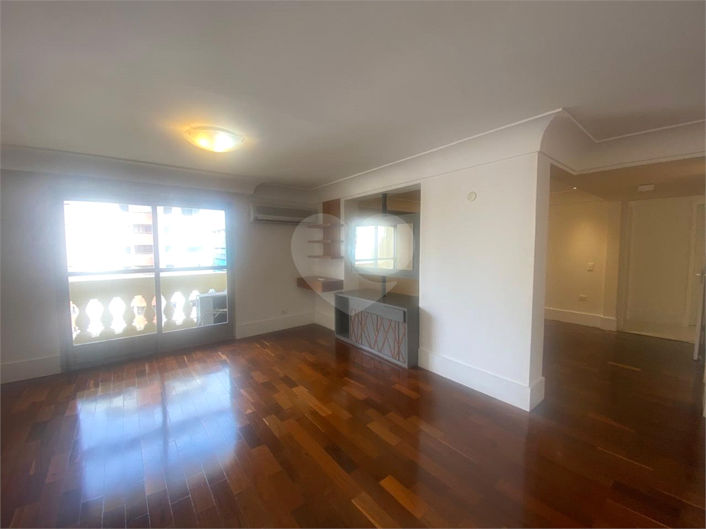 BROOKLIN - 3 DORMS COM 140 M²