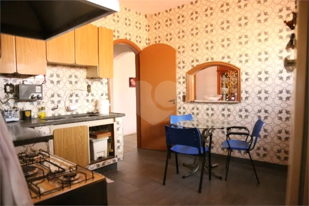 Casa para alugar com 5 quartos, 440m² - Foto 6