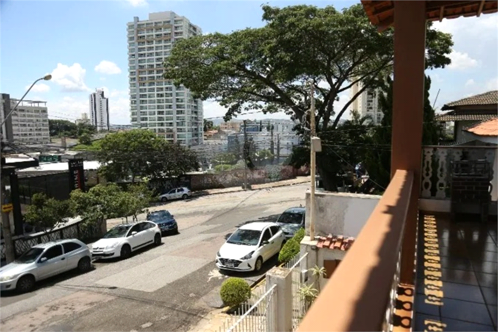 Casa para alugar com 5 quartos, 440m² - Foto 5