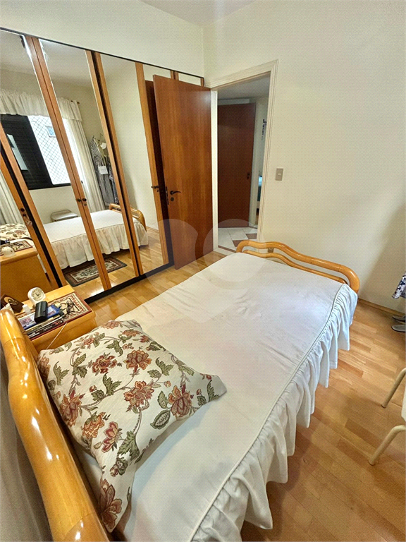 APARTAMENTO em SANTANA