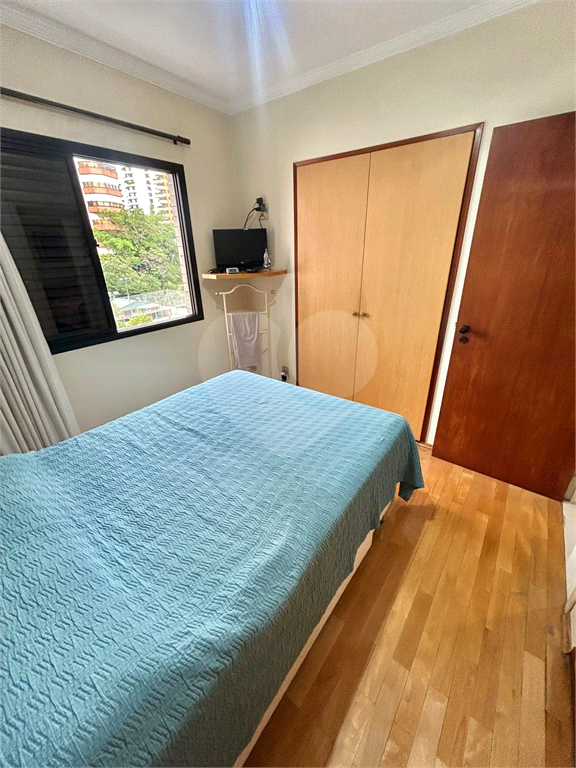 APARTAMENTO em SANTANA