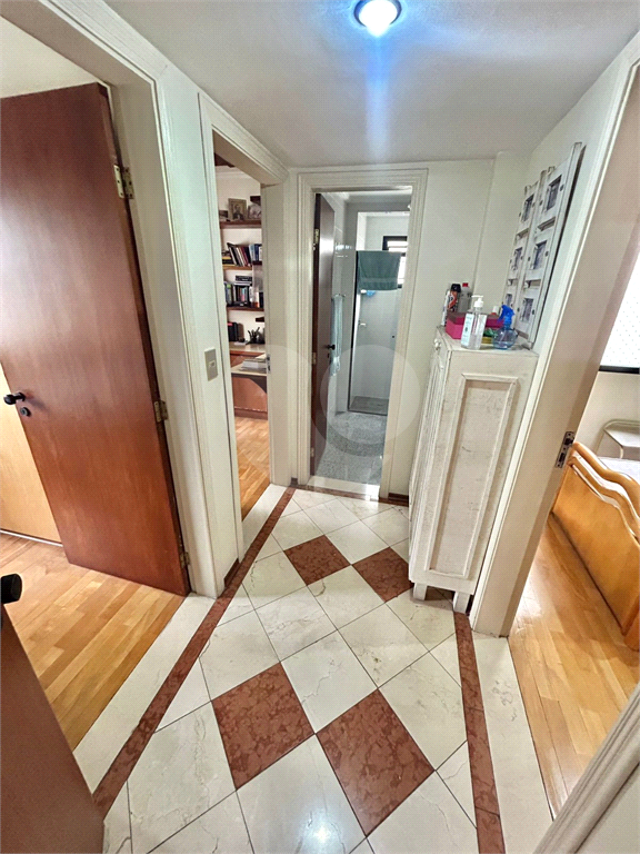 APARTAMENTO em SANTANA