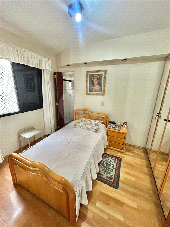 APARTAMENTO em SANTANA