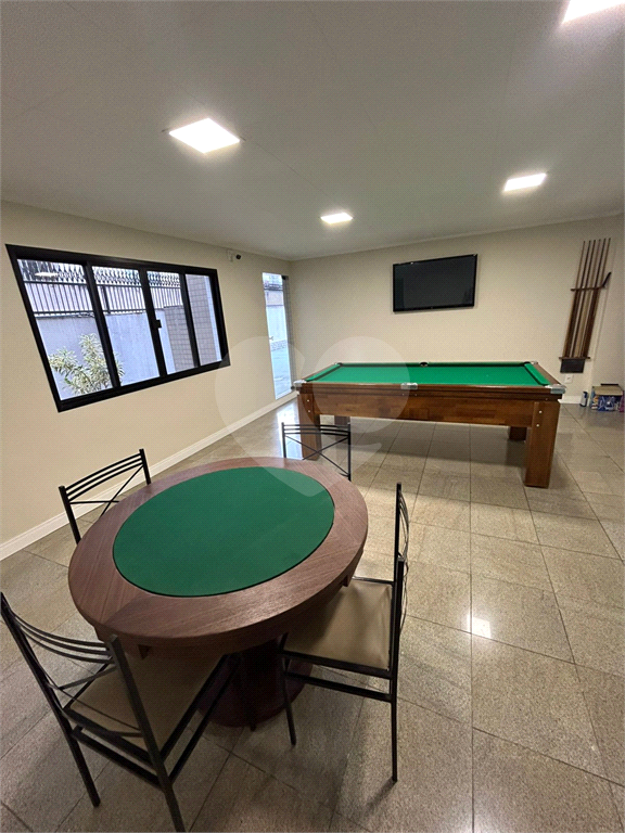 APARTAMENTO em SANTANA