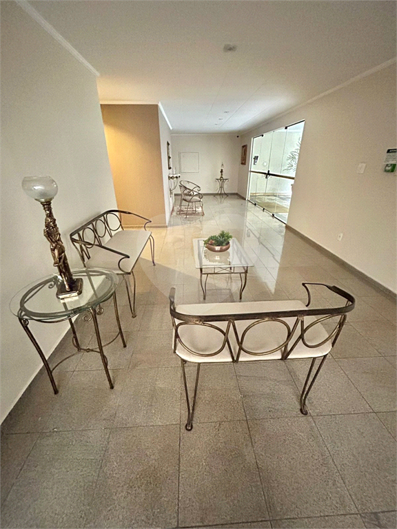 APARTAMENTO em SANTANA