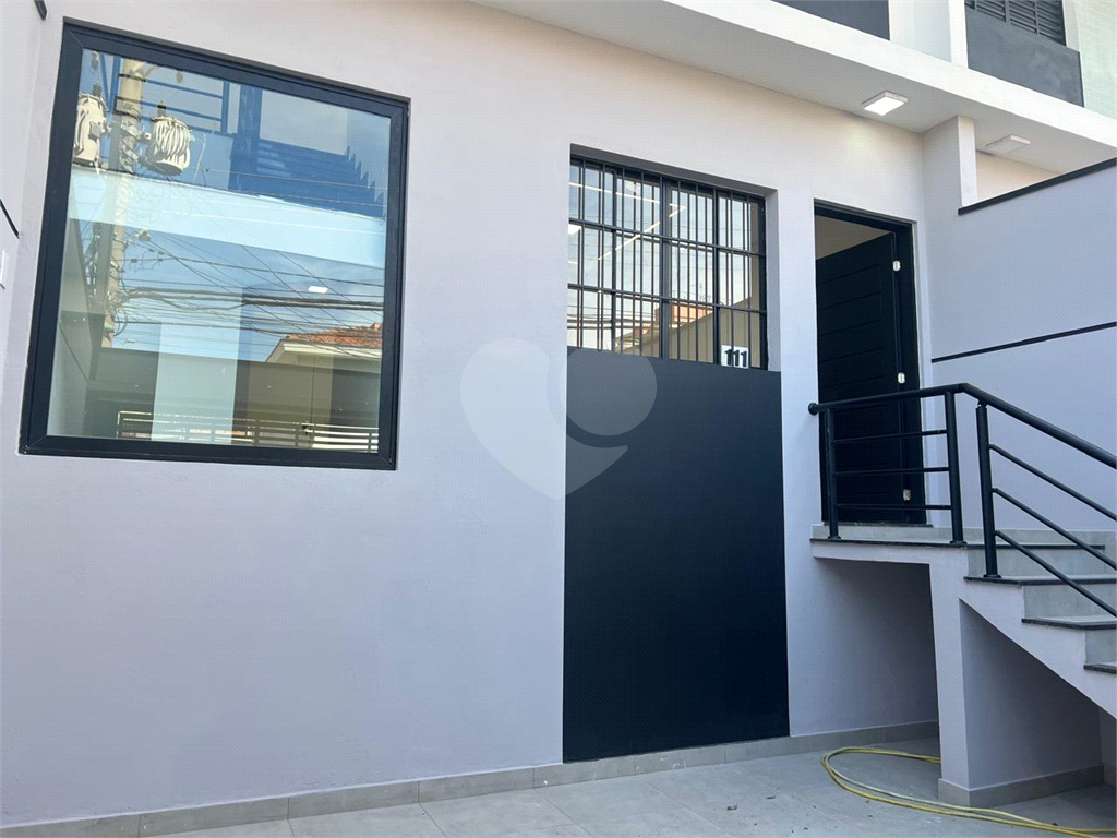 SOBRADO NOVO- CASA VERDE PROXIMO DA AV. BRAZ LEME