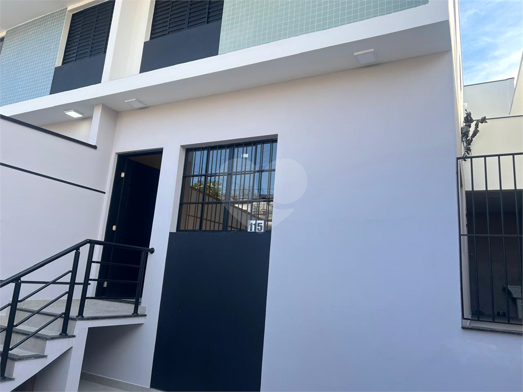 SOBRADO NOVO- CASA VERDE PROXIMO DA AV. BRAZ LEME
