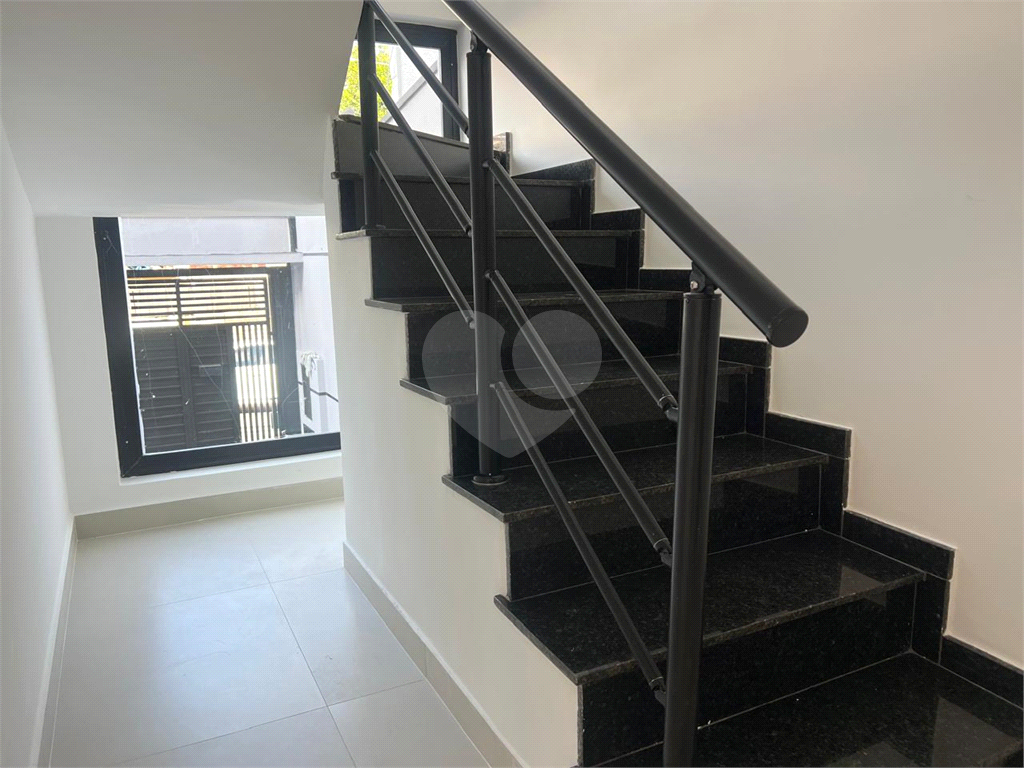 SOBRADO NOVO- CASA VERDE PROXIMO DA AV. BRAZ LEME