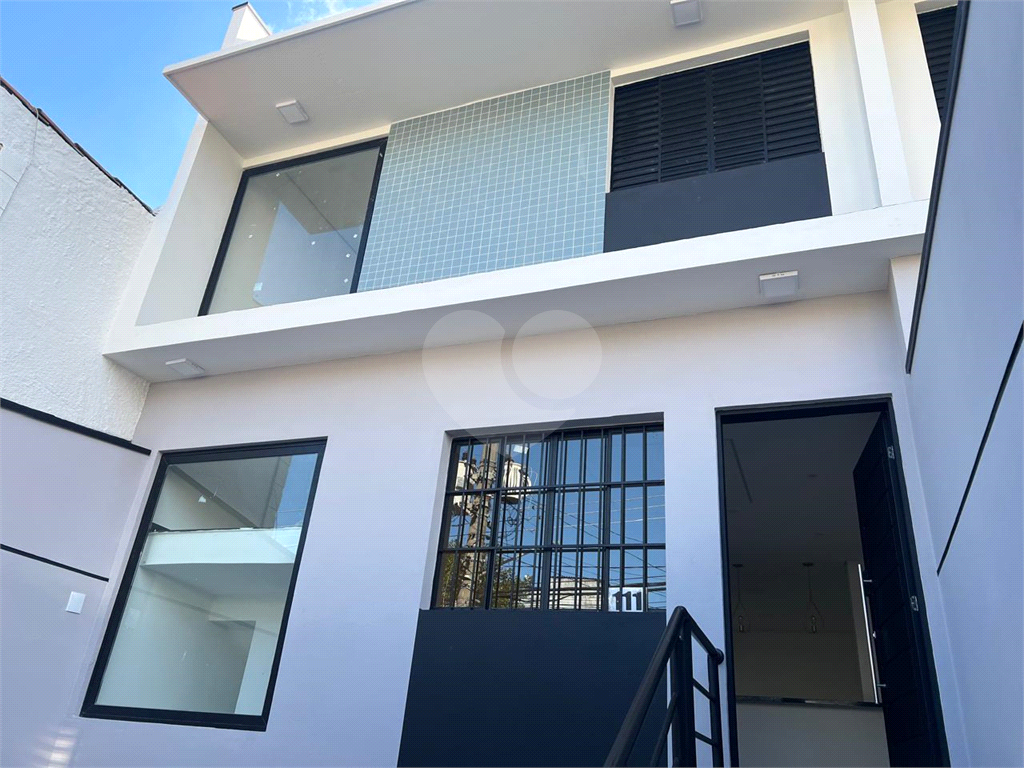 SOBRADO NOVO- CASA VERDE PROXIMO DA AV. BRAZ LEME