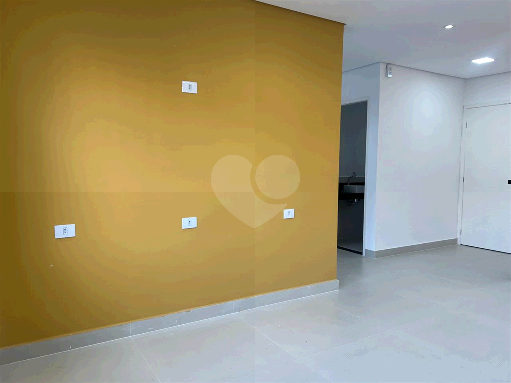 SOBRADO NOVO- CASA VERDE PROXIMO DA AV. BRAZ LEME