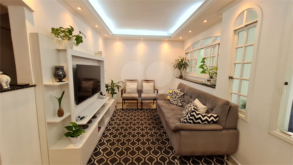 Sobrado à venda | 150 m² | 2 dormitórios (1 suíte) | 2 vagas na Vila Itapegica!