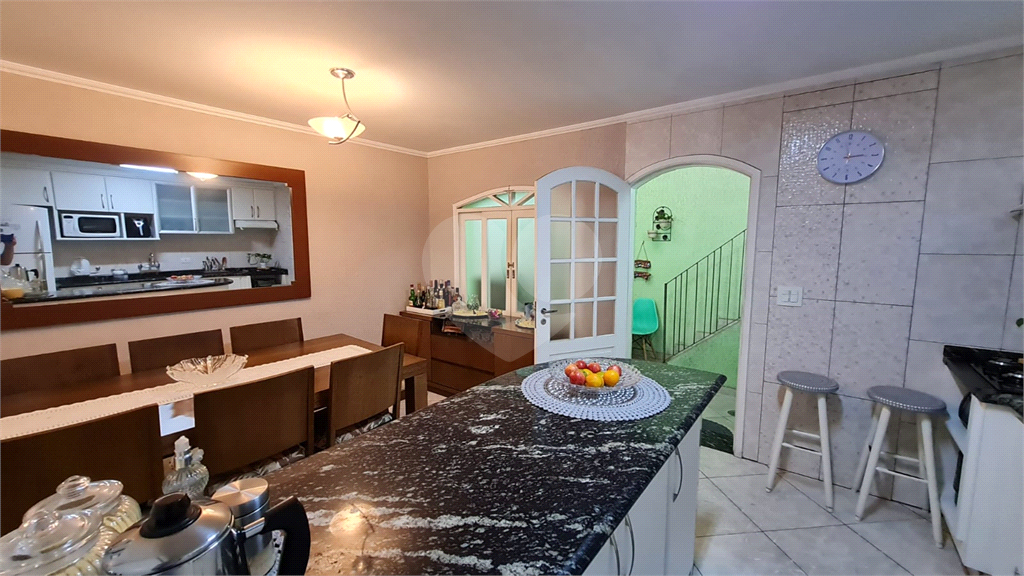 Sobrado à venda | 150 m² | 2 dormitórios (1 suíte) | 2 vagas na Vila Itapegica!