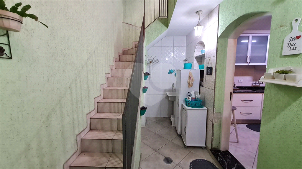 Sobrado à venda | 150 m² | 2 dormitórios (1 suíte) | 2 vagas na Vila Itapegica!