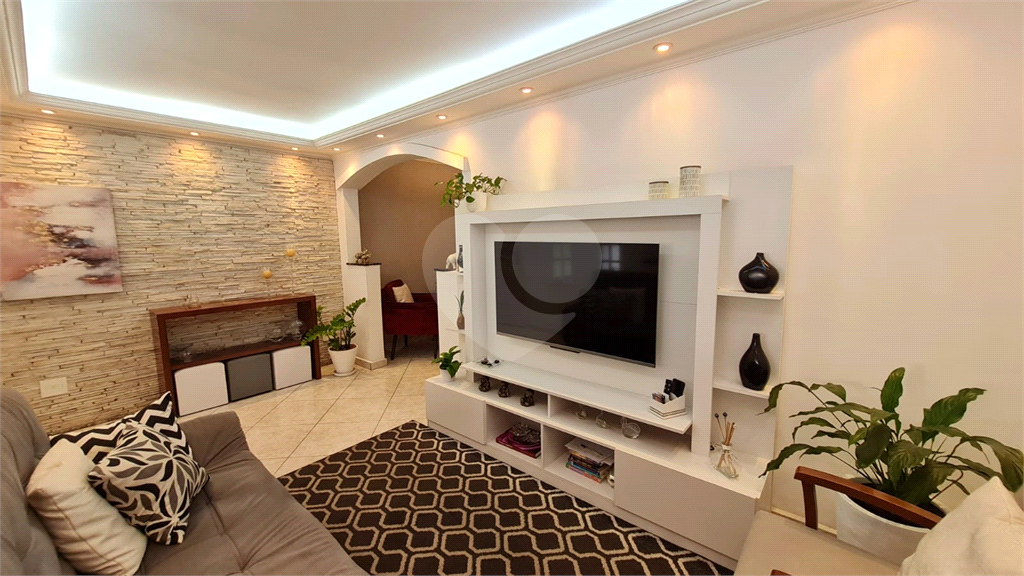 Sobrado à venda | 150 m² | 2 dormitórios (1 suíte) | 2 vagas na Vila Itapegica!