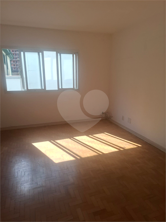 Aconchegante  e  espaçoso Apartamento ao lado metrô Broklin -linha  lilás