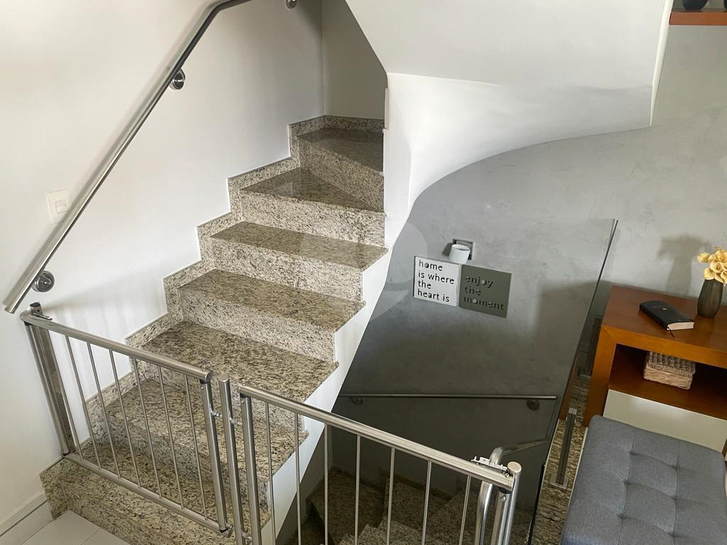 Sobrado de Condomínio à venda ! 175 m² | 3 dormitórios (1 suíte) | 2 vagas na Vila Silveira!