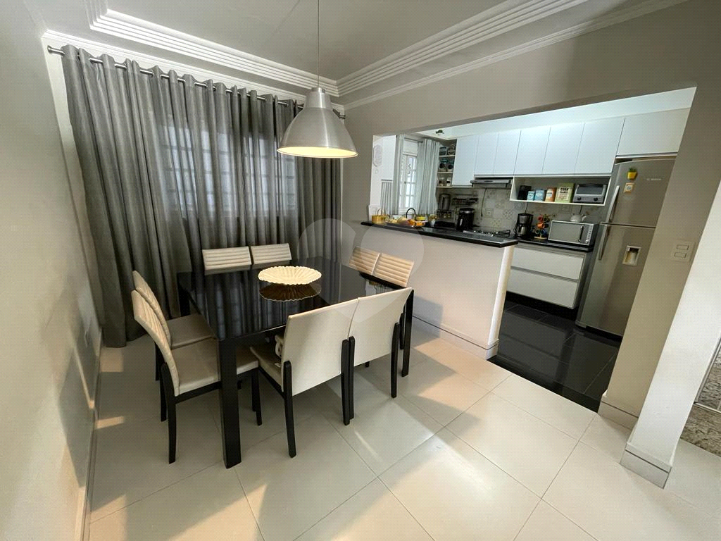 Sobrado de Condomínio à venda ! 175 m² | 3 dormitórios (1 suíte) | 2 vagas na Vila Silveira!