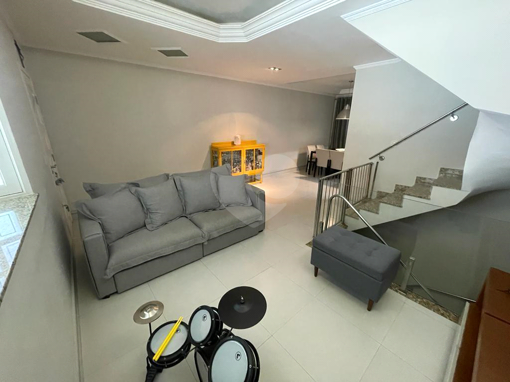 Sobrado de Condomínio à venda ! 175 m² | 3 dormitórios (1 suíte) | 2 vagas na Vila Silveira!