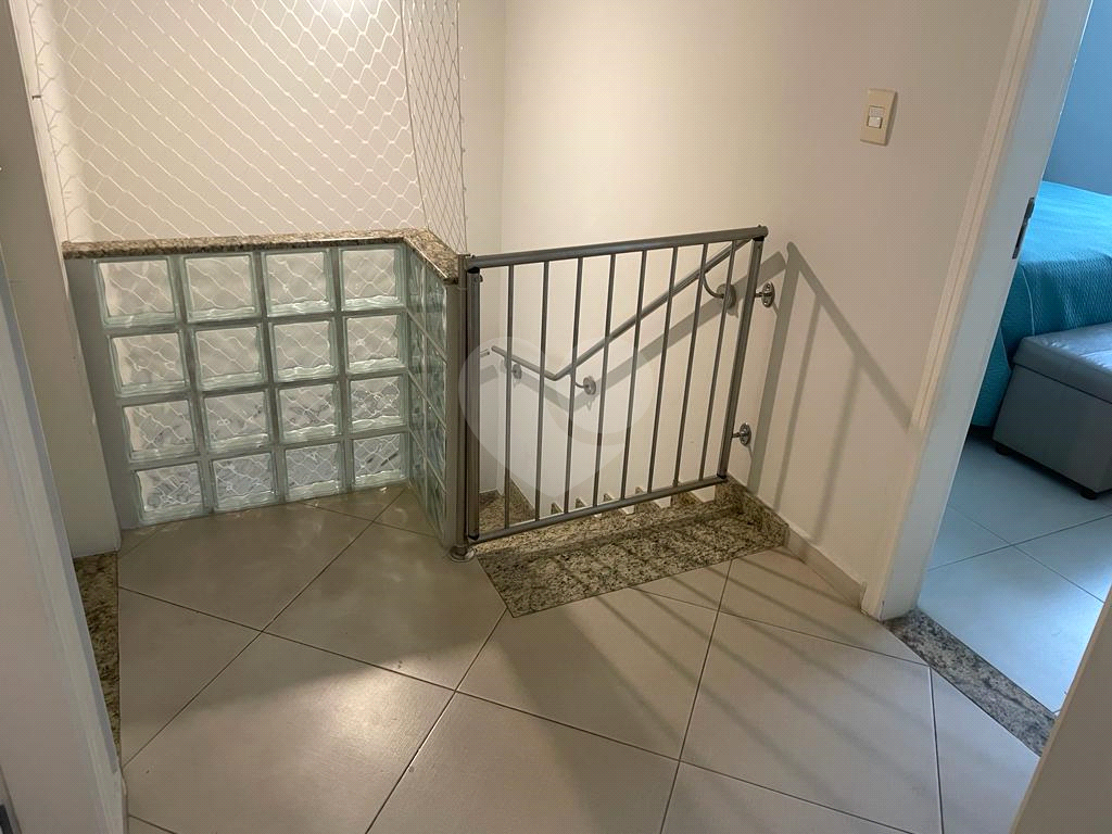 Sobrado de Condomínio à venda ! 175 m² | 3 dormitórios (1 suíte) | 2 vagas na Vila Silveira!