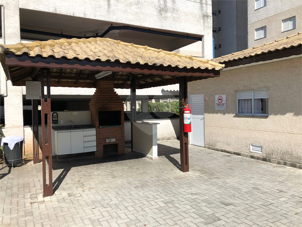Apartamento Residencial - JAÇANÃ