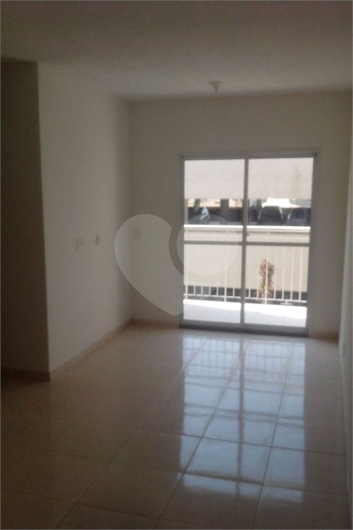 Apartamento Residencial - JAÇANÃ