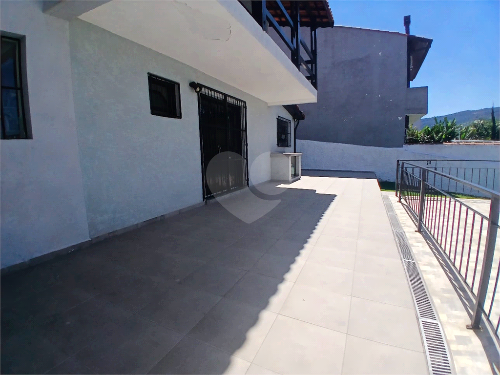 Casa, 3 quartos, 229 m² - Foto 13