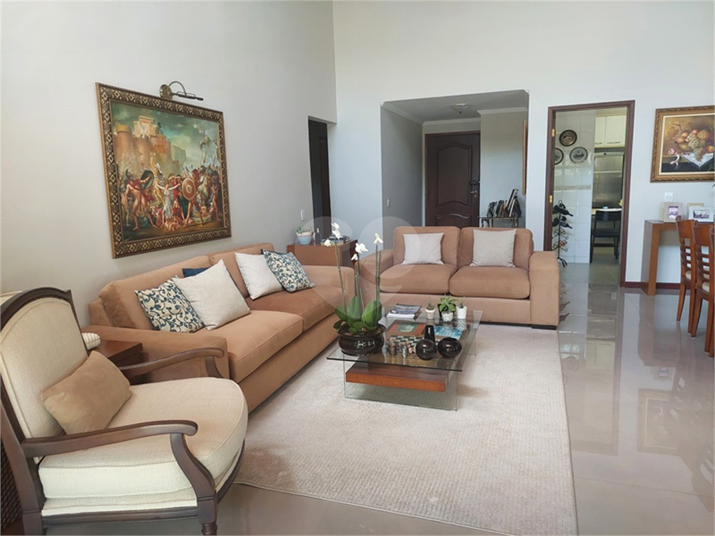 Casa Térrea para Venda - Nova Higienópolis